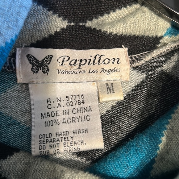 Papillion sweater dress. Slightly fitted mini dress. - Picture 4 of 4